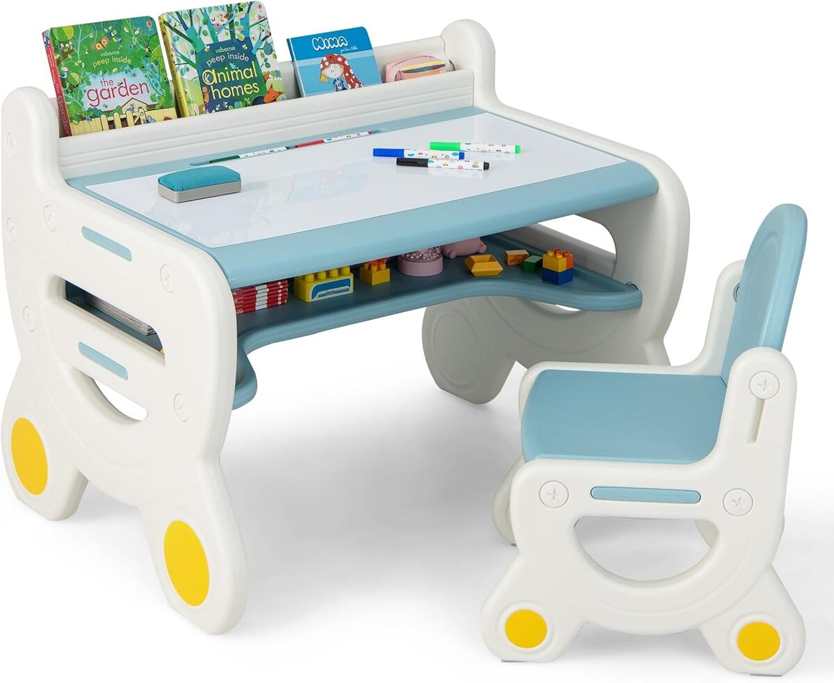 Test de la table enfants Costway avec chaise et accessoires : une alliée créative pour les 3-8 ans